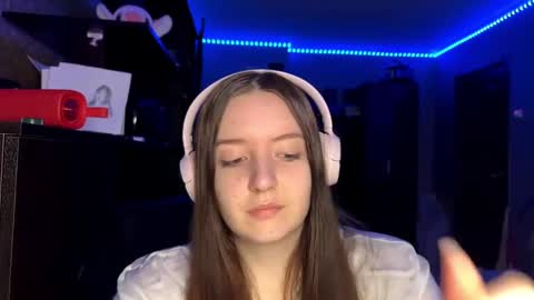 Snapshot of sassy_touch_heat_x3 chatting on September 2025 06:09:01 PM Marmulka or Mary online show from September 2025 06:09:01 PM