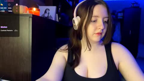 Snapshot of sassy_touch_heat_x3 chatting on October 2025 06:20:01 PM Marmulka or Mary online show from October 2025 06:20:01 PM