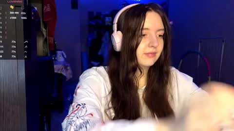 Snapshot of sassy_touch_heat_x3 chatting on November 2025 05:47:02 PM Marmulka or Mary online show from November 2025 05:47:02 PM