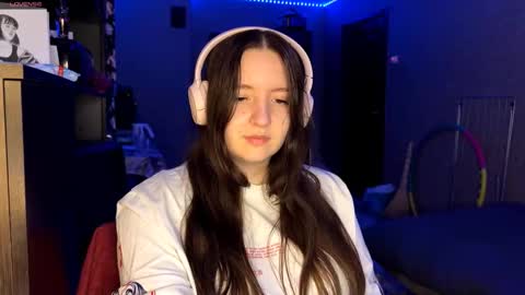 Snapshot of sassy_touch_heat_x3 chatting on November 2025 05:25:01 PM Marmulka or Mary online show from November 2025 05:25:01 PM