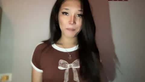 Sassygirl online show from April 2026 12:00:02 AM