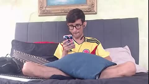 sasuke_bigcock online show from June 2026 01:37:02 PM