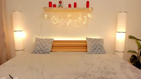 Snapshot of satimilf_ chatting on January 2025 10:29:02 PM Sati online show from January 2025 10:29:02 PM