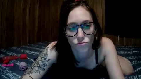 satindreamsxxx online show from May 2026 01:44:01 AM