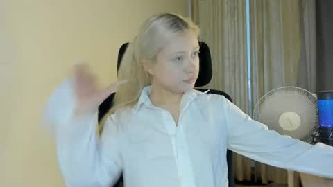 satinpresence online show from June 2026 04:59:02 AM