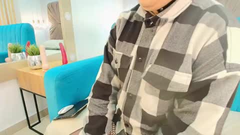 Saturningsweets online show from April 2026 05:30:01 PM