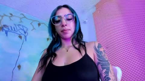Saturnooo online show from May 2026 11:44:01 PM