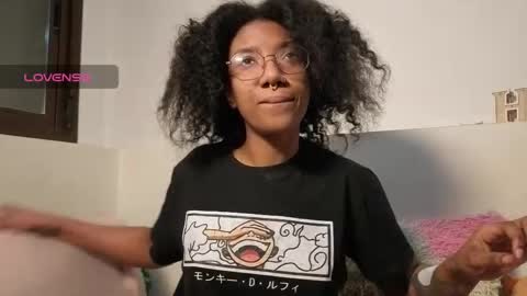 saturno_vibes online show from March 2026 08:19:01 AM