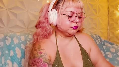 Gina George online show from May 2026 10:28:02 PM