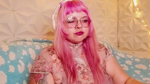 Gina George online show from May 2026 02:49:02 AM