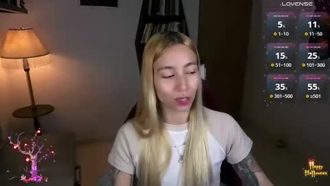 I AM JENN  online show from October 2025 10:58:02 PM