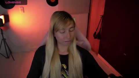 I AM JENN  online show from April 2026 04:15:01 AM