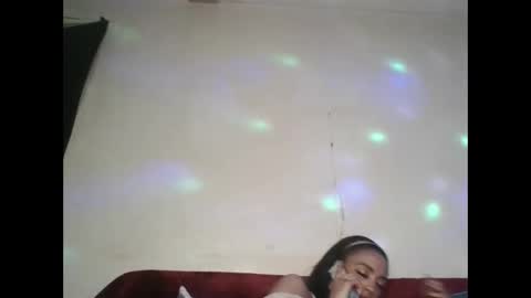 Shaniiice online show from May 2026 09:13:01 PM