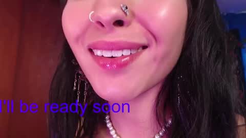 Zaren online show from March 2025 08:46:02 PM