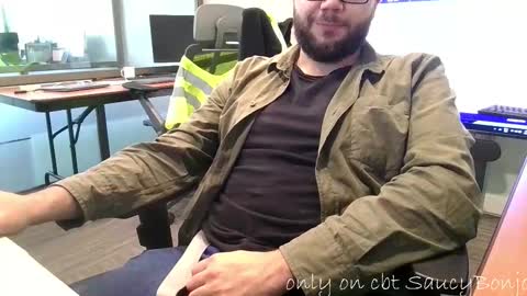 Snapshot of saucybonjo chatting on February 2026 11:32:02 PM Ben online show from February 2026 11:32:02 PM