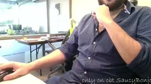 Snapshot of saucybonjo chatting on February 2026 11:31:02 PM Ben online show from February 2026 11:31:02 PM