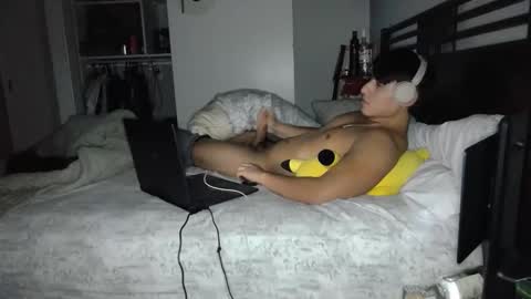 Snapshot of saucyydickk chatting on December 2025 09:04:02 AM thickdick online show from December 2025 09:04:02 AM