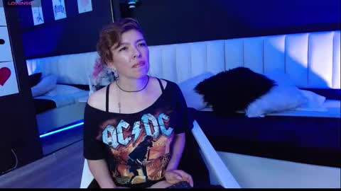 Snapshot of sauvage_lilith chatting on November 2025 03:33:01 PM lilith online show from November 2025 03:33:01 PM