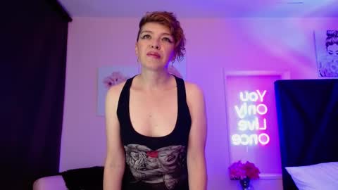 Snapshot of sauvage_lilith chatting on December 2025 08:28:02 PM lilith online show from December 2025 08:28:02 PM