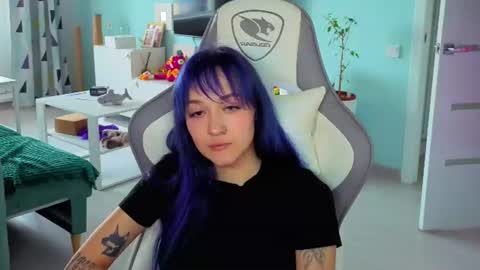 Snapshot of savage_lust_ chatting on July 2026 06:47:02 AM Ariel online show from July 2026 06:47:02 AM