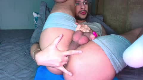 Snapshot of savageboyx chatting on November 2025 08:33:02 AM SAVAGEBOY julian online show from November 2025 08:33:02 AM