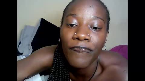 savagetonguee online show from April 2026 06:54:02 PM