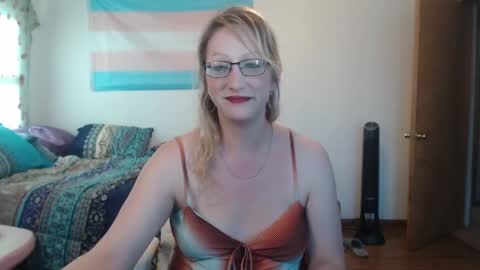 Savanah online show from May 2026 09:35:02 PM