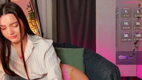 Snapshot of savannah_h chatting on July 2026 08:25:01 PM savannah_h online show from July 2026 08:25:01 PM