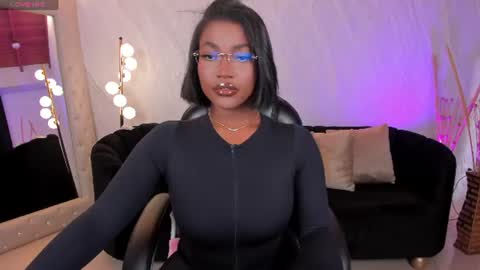Snapshot of savannahstorm_ chatting on July 2026 12:00:02 PM S a v a n n a h online show from July 2026 12:00:02 PM