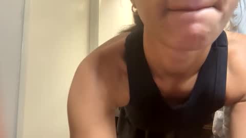 savannahtakethisbanana online show from November 2025 12:32:01 AM