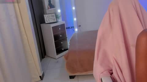 Savannahwildee online show from February 2025 11:32:02 AM