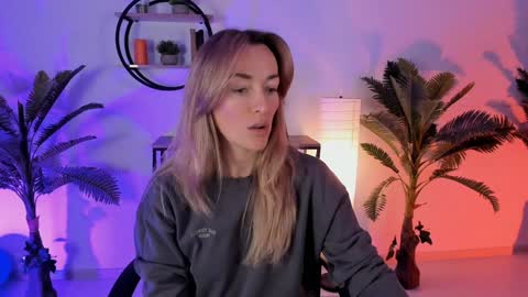 save the qween online show from January 2025 05:42:02 AM