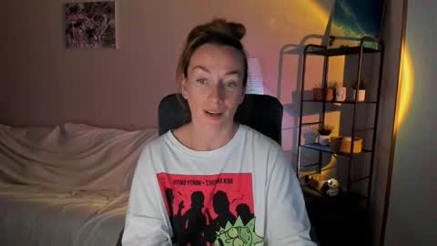 save the qween online show from September 2025 12:16:01 PM