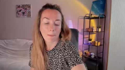 save the qween online show from September 2025 07:30:02 AM