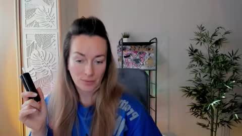 save the qween online show from February 2026 06:23:01 AM