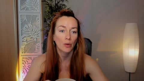 save the qween online show from April 2026 06:14:01 AM