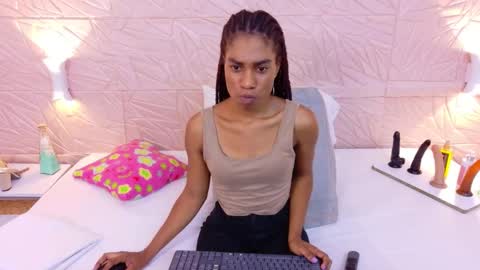 savory_pussy18 online show from October 2025 01:20:02 PM
