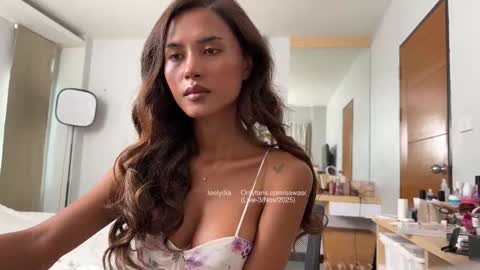 Snapshot of sawasdeelydia chatting on November 2025 05:20:02 AM Lydia online show from November 2025 05:20:02 AM