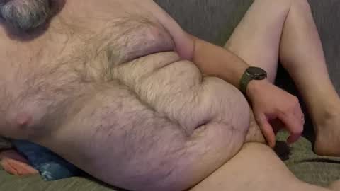 Snapshot of saxbobear chatting on February 2026 06:01:02 AM SaxBoBear online show from February 2026 06:01:02 AM