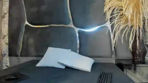 Snapshot of saxybunnyandjayzy chatting on February 2026 10:50:01 PM Bunny and Jayzy online show from February 2026 10:50:01 PM