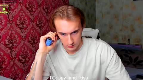 Snapshot of say_and_kiss chatting on February 2025 09:43:01 PM Say and kiss online show from February 2025 09:43:01 PM