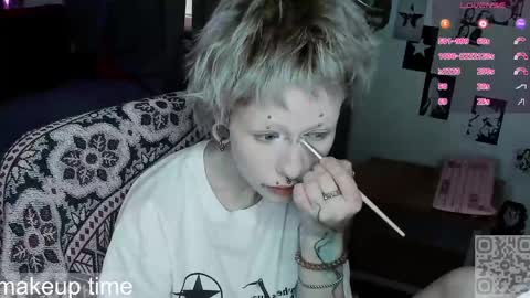 pronoun she. name Mary. age 21. online show from May 2026 05:30:02 PM
