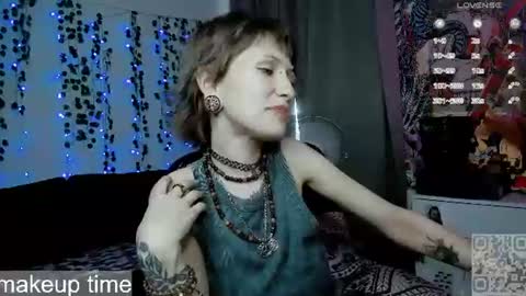 pronoun she. name Mary. age 21. online show from June 2026 05:29:01 PM