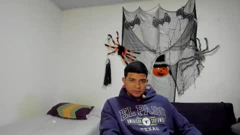 Snapshot of say_tony chatting on October 2025 06:03:02 AM say_tony online show from October 2025 06:03:02 AM