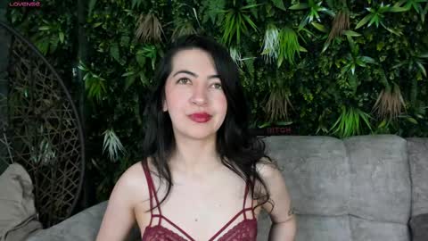 Saya Amaretto  online show from September 2025 07:13:01 PM