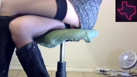 Snapshot of sayhicaitcd chatting on December 2024 09:36:02 AM Cait or Caitlin online show from December 2024 09:36:02 AM