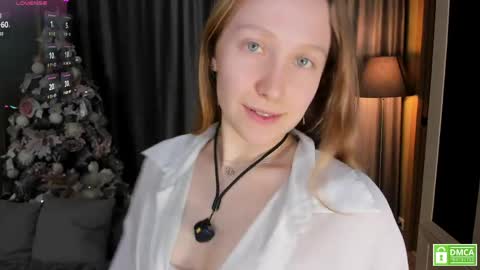 Snapshot of sayllis chatting on April 2026 04:23:01 PM Ellis 3 online show from April 2026 04:23:01 PM