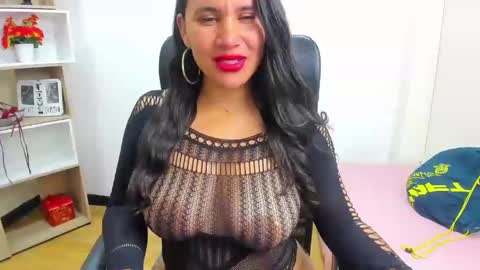 Snapshot of saylor_lee22 chatting on January 2025 06:06:02 AM Saylor online show from January 2025 06:06:02 AM