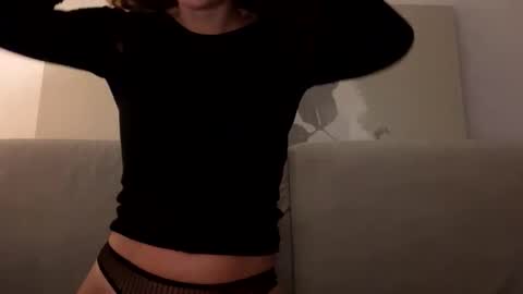 Snapshot of saymym chatting on September 2025 08:10:01 PM saymym online show from September 2025 08:10:01 PM