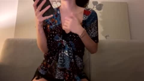 Snapshot of saymym chatting on December 2025 08:35:01 PM saymym online show from December 2025 08:35:01 PM